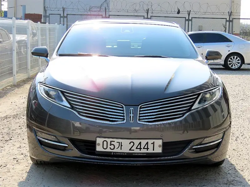 Lincoln Mkz