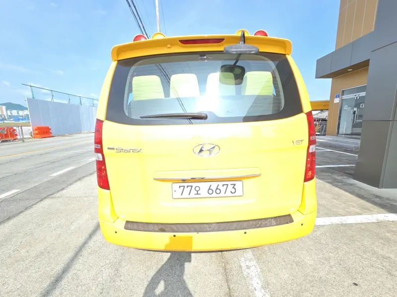 Hyundai Grand Starex