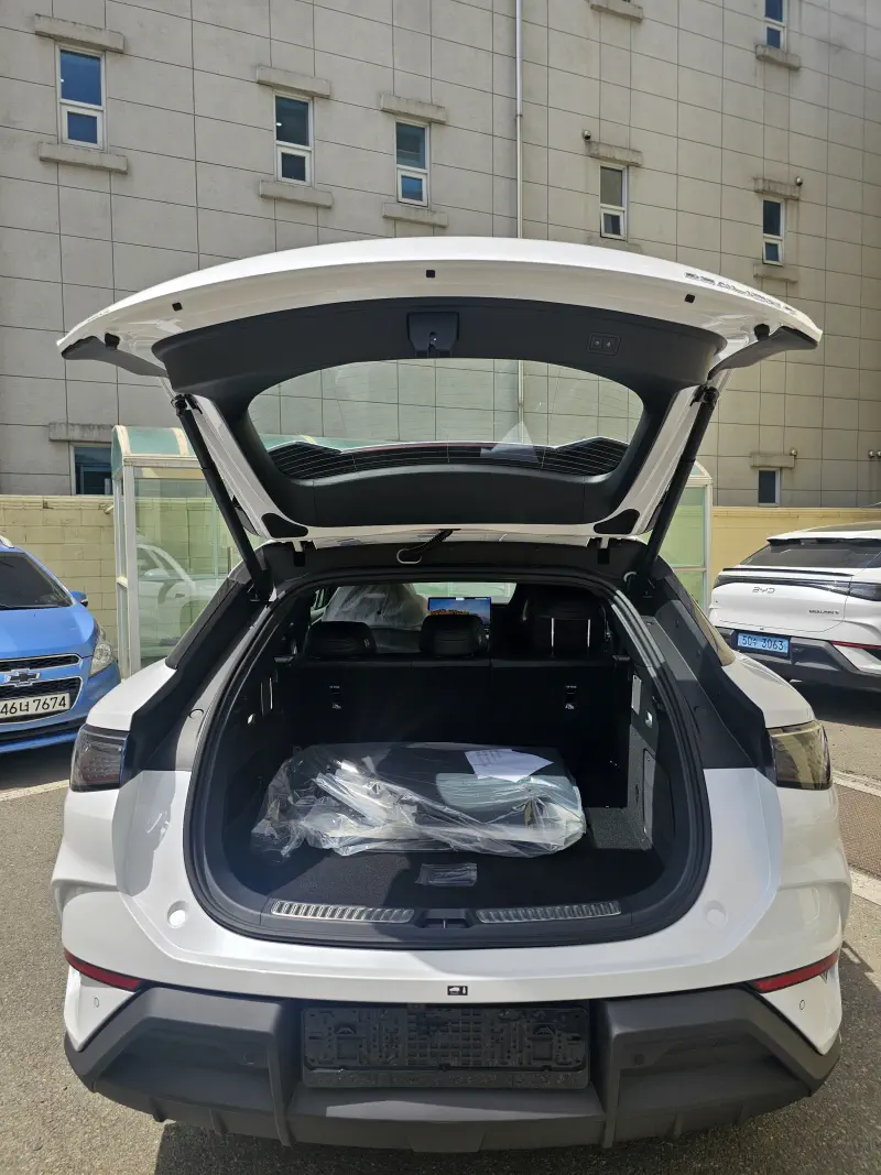 BYD Sealion 7