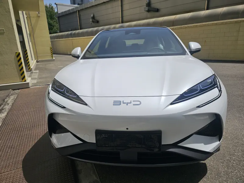 BYD Sealion 7