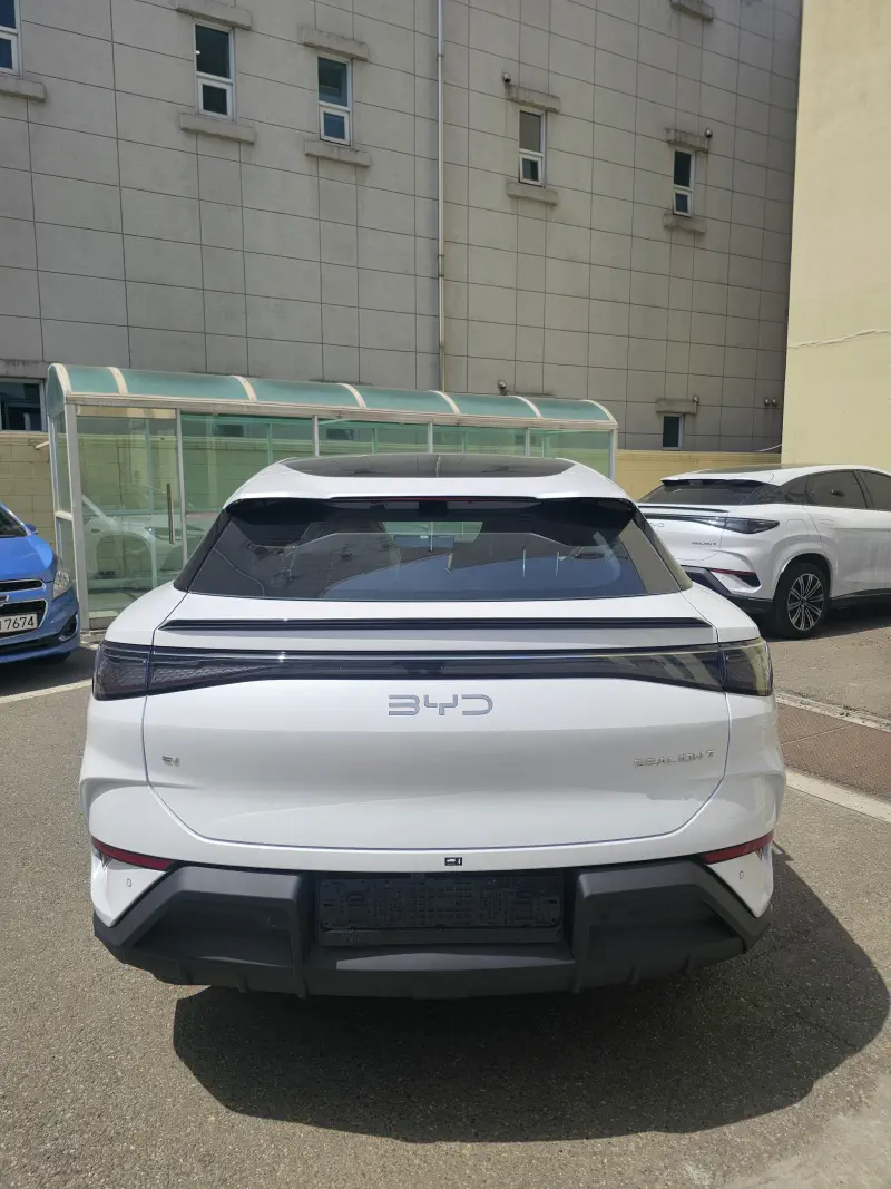 BYD Sealion 7