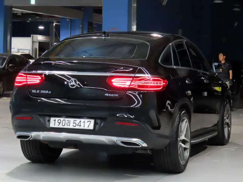 Mercedes-Benz GLE-Class