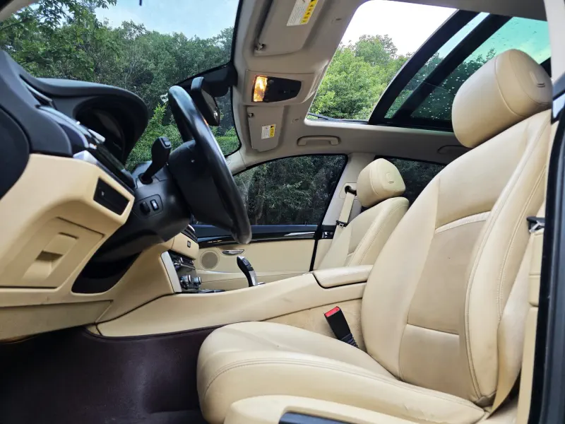 BMW 5-Series Gran Turismo