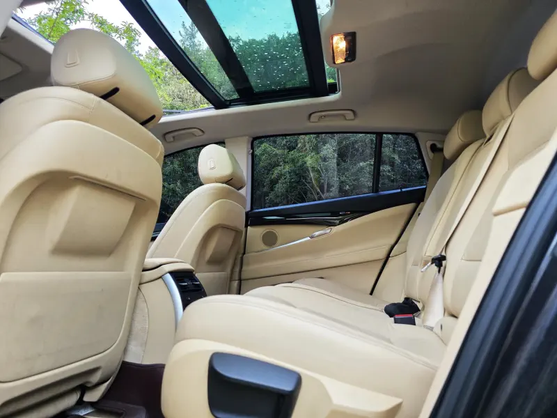 BMW 5-Series Gran Turismo