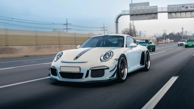 Porsche 911