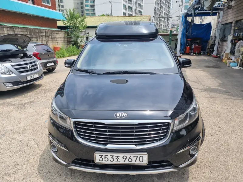 Kia Carnival