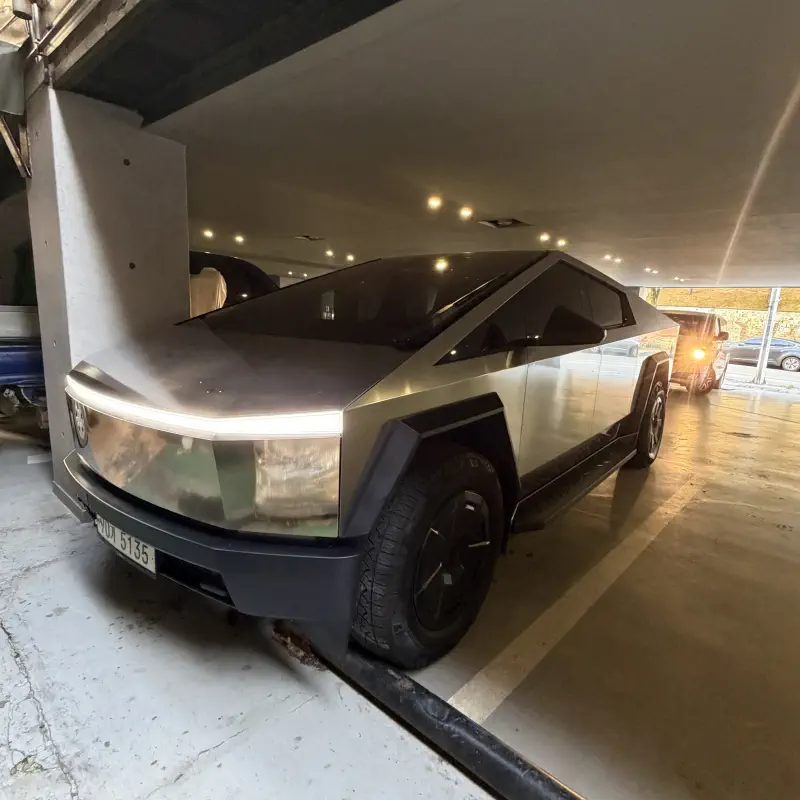 Tesla Cybertruck