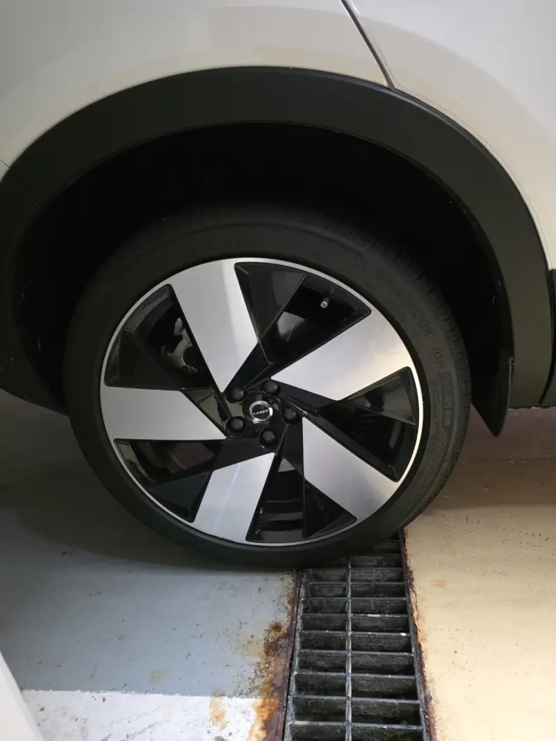Volvo C40