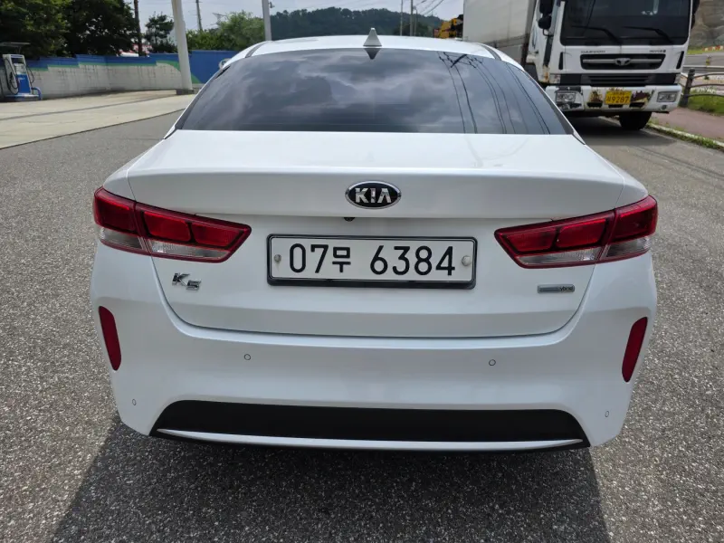 Kia K5