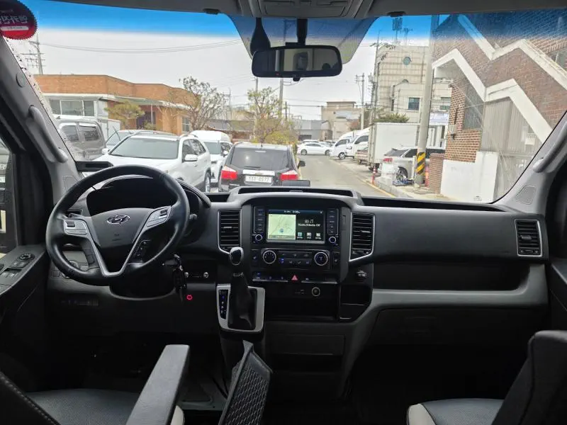 Hyundai H1