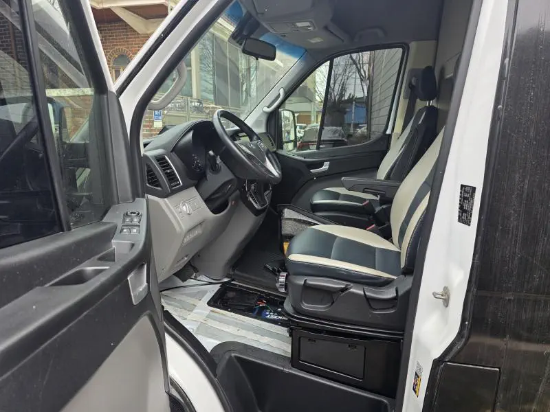 Hyundai H1