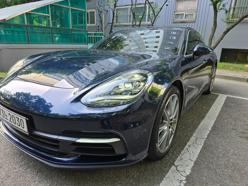 Porsche Panamera