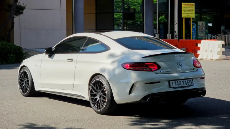 Mercedes-Benz C-Class