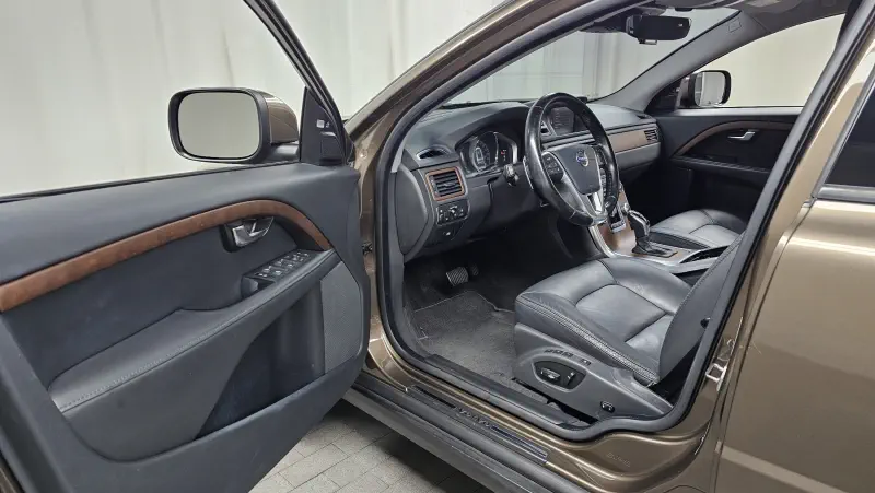 Volvo XC70