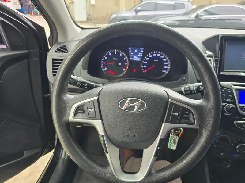 Hyundai Accent