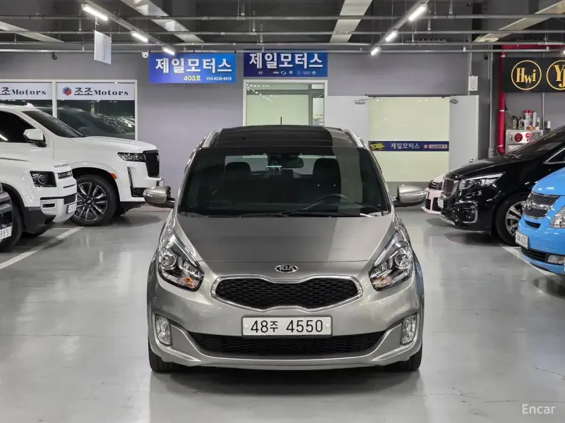Kia Carens