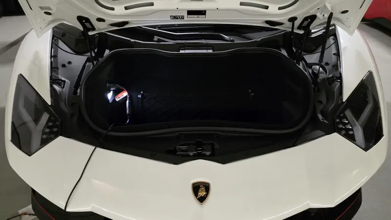 Lamborghini Aventador