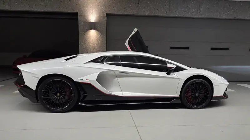 Lamborghini Aventador