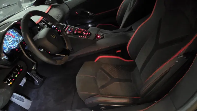 Lamborghini Aventador