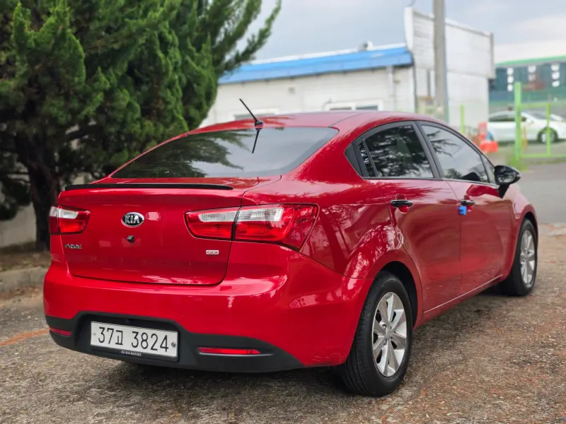 Kia pride