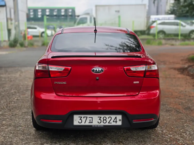 Kia pride