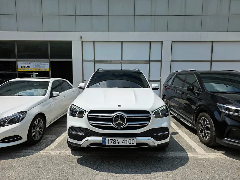 Mercedes-Benz GLE-Class