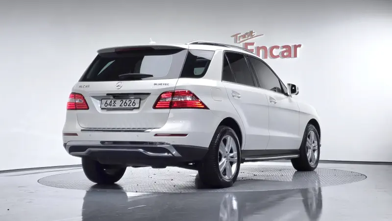 Mercedes-Benz M-class