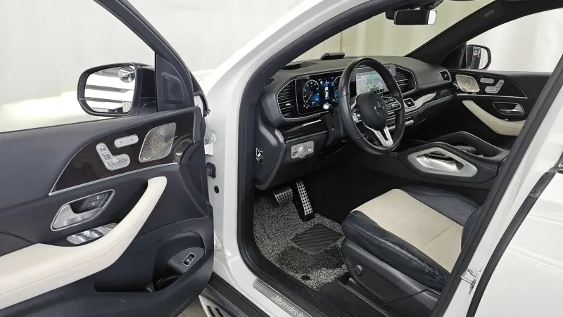 Mercedes-Benz GLE-Class
