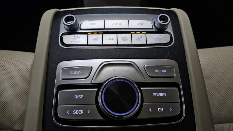 Kia K9