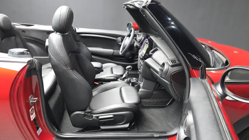 MINI Cabrio