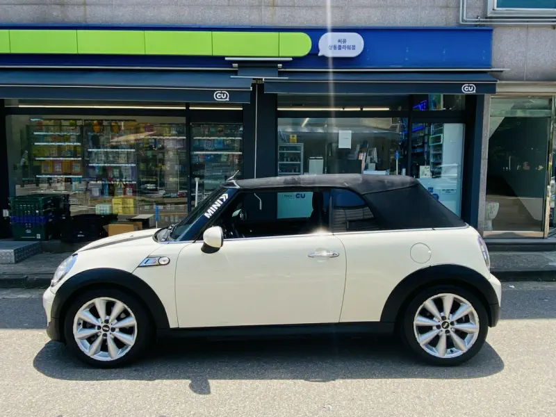 MINI Cabrio