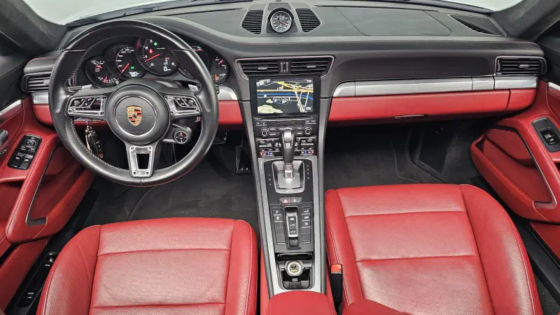Porsche 911