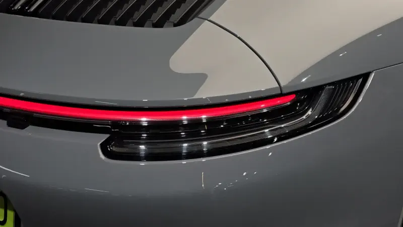 Porsche 911