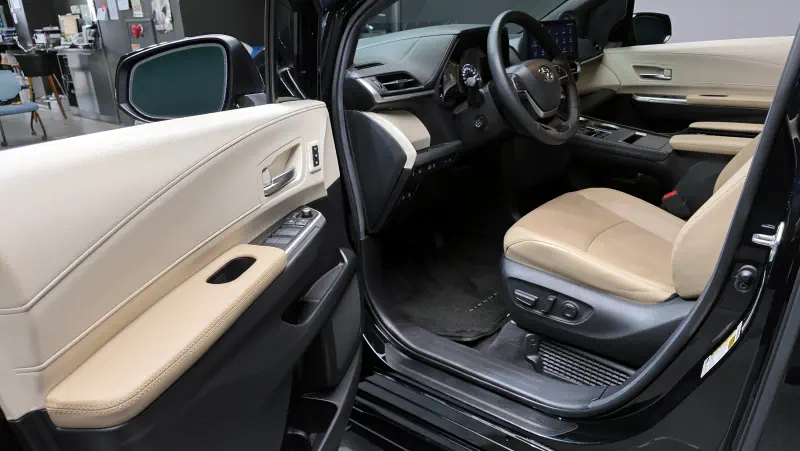 Toyota Sienna