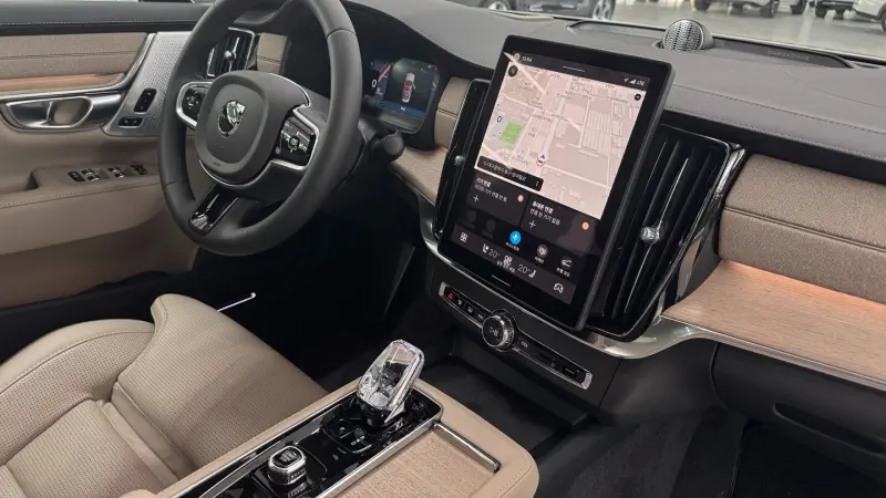 Volvo S90
