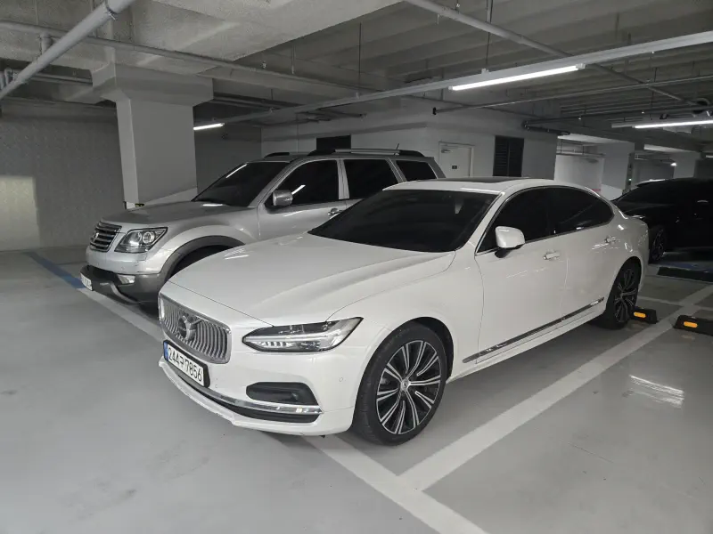 Volvo S90