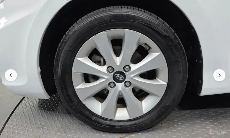 Hyundai Accent