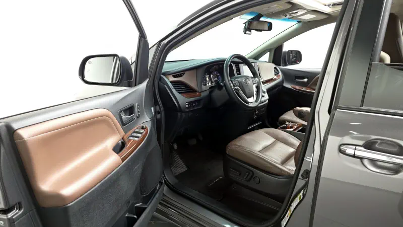 Toyota Sienna
