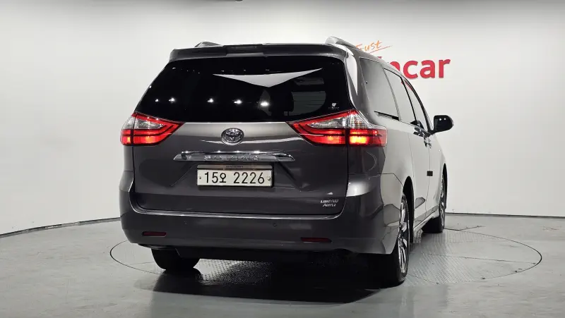 Toyota Sienna