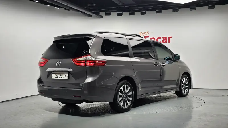 Toyota Sienna