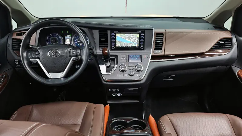 Toyota Sienna