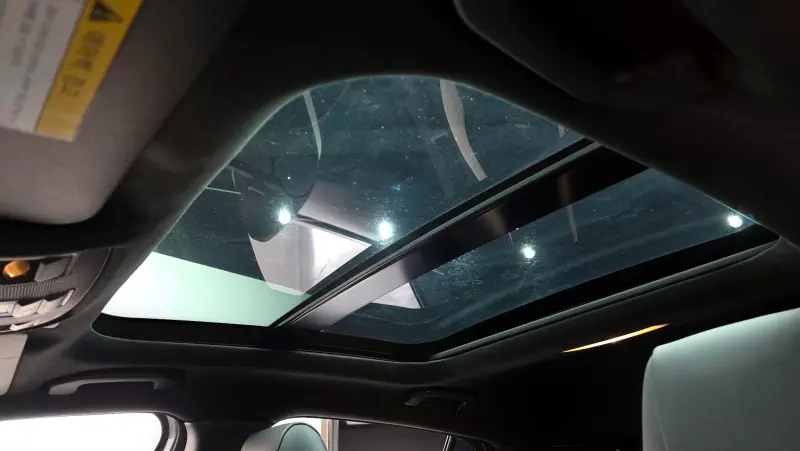 Infiniti Q30
