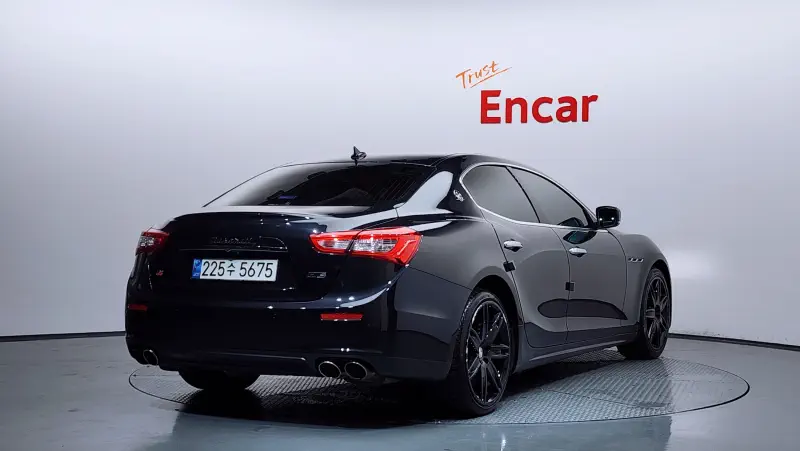 Maserati Ghibli