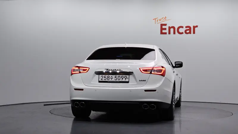 Maserati Ghibli