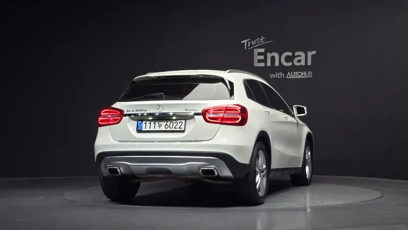 Mercedes-Benz GLA-Class