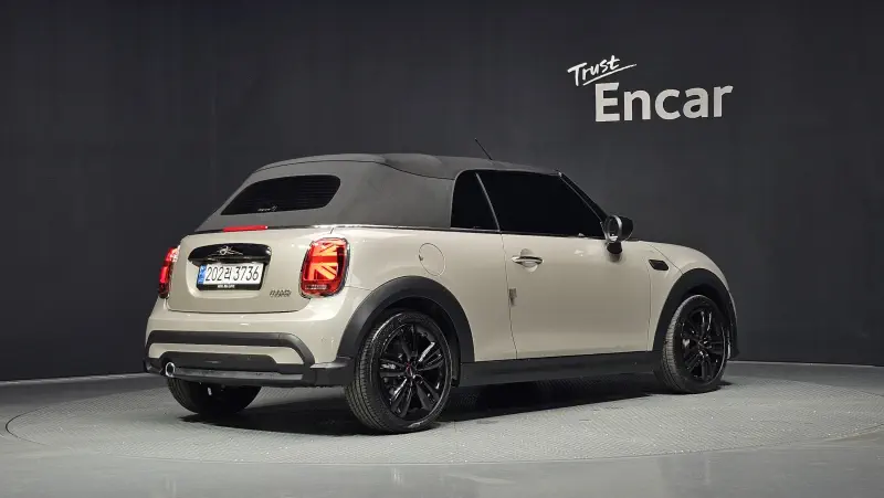 MINI Cabrio
