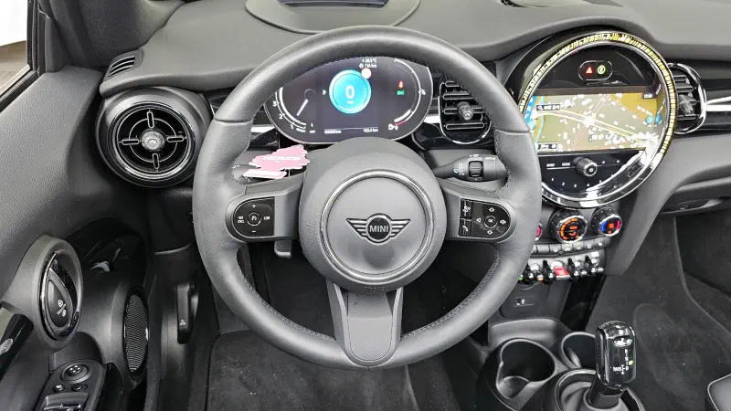 MINI Cabrio