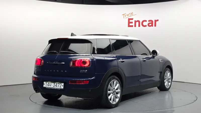MINI Clubman