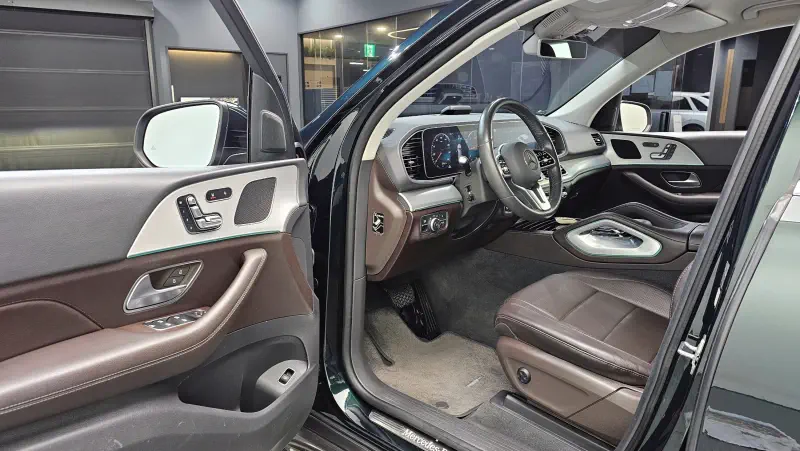 Mercedes-Benz GLE-Class