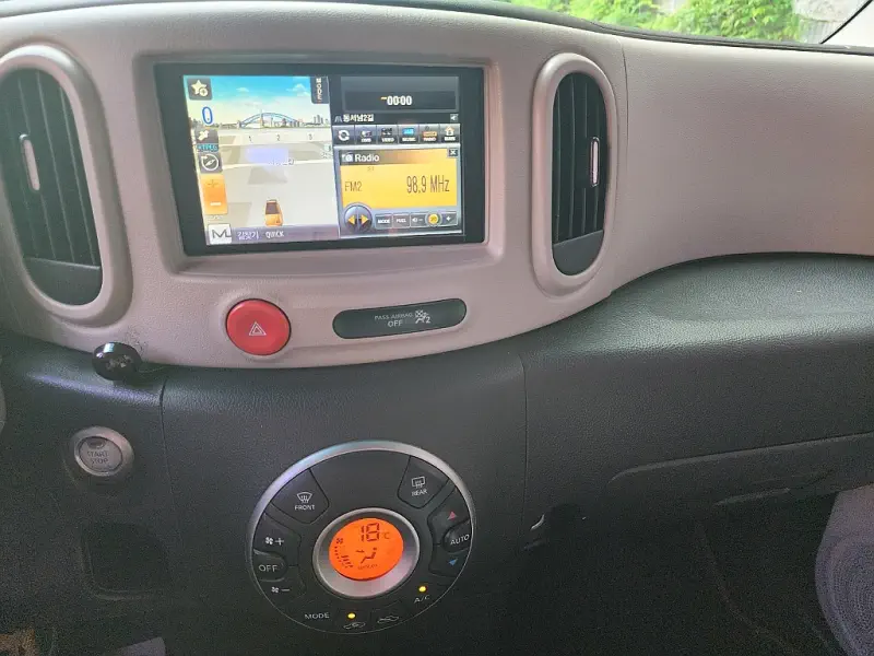 Nissan Cube